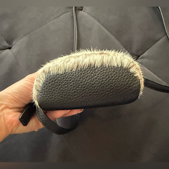 KARA Ponyhair Crossbody Bag, pre-owned - Picture 3 of 16